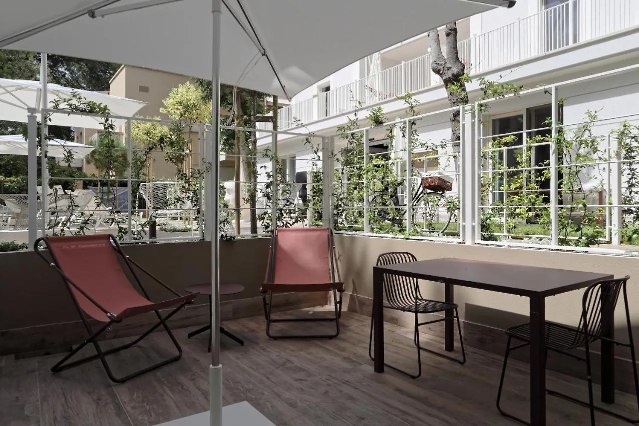 Elegance Riccione Aparthotel