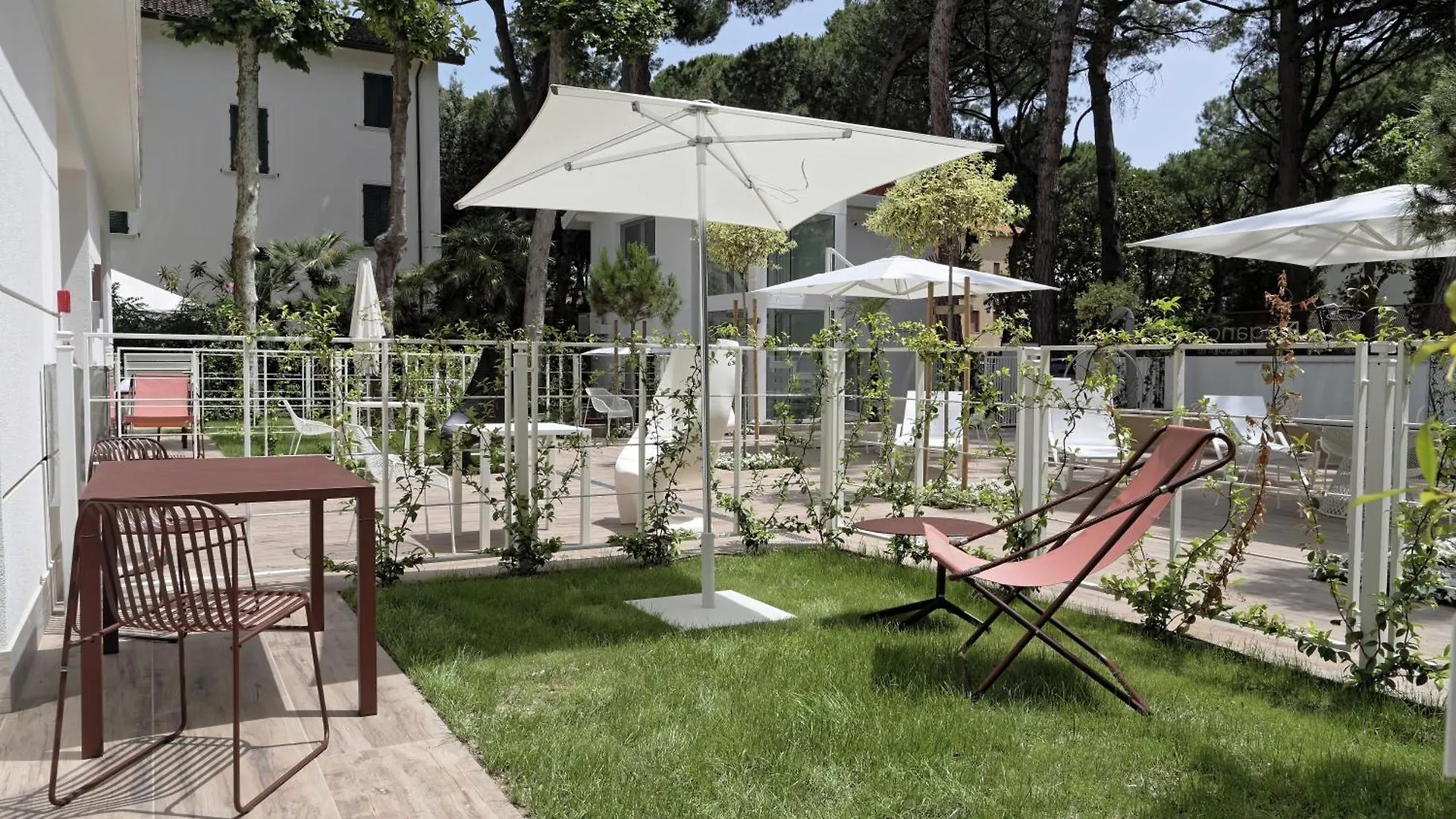 Elegance Riccione Aparthotel